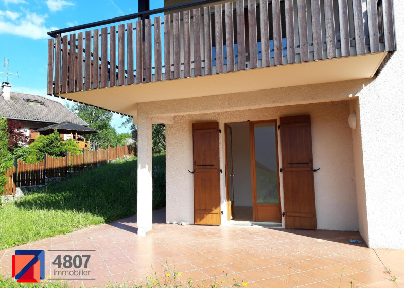 Maison T7 à louer à Viuz En Sallaz