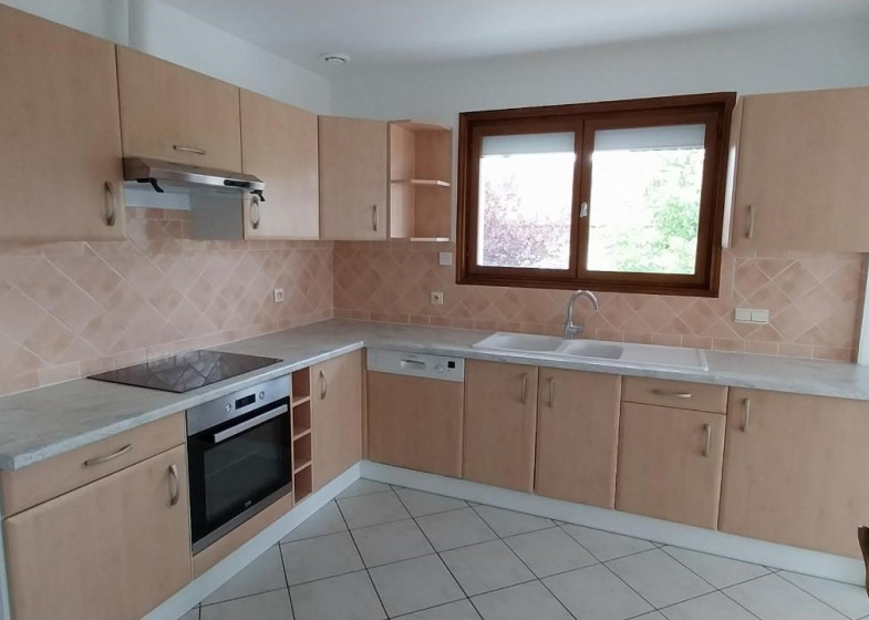 Appartement T4 à louer à Vetraz Monthoux