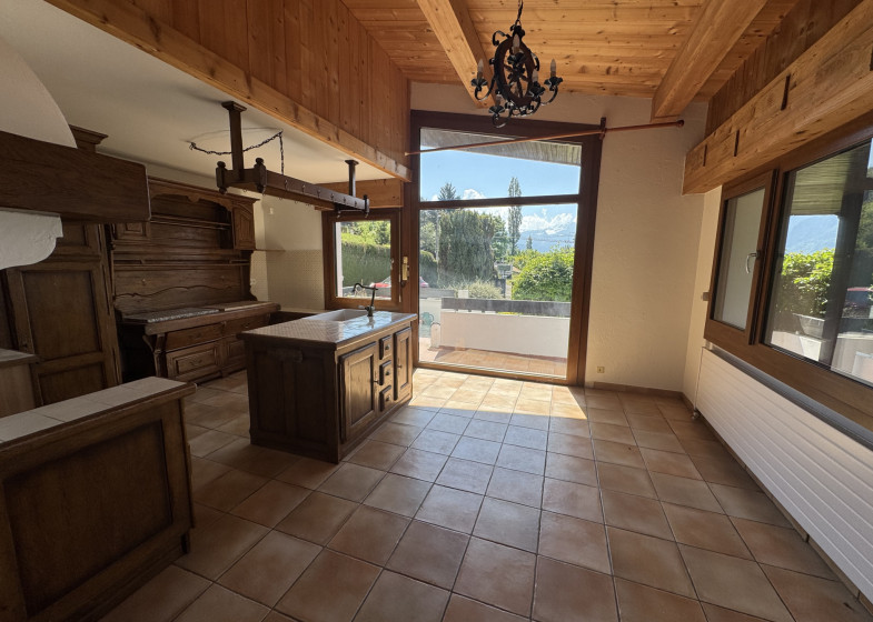 Maison T6 à vendre à Marignier
