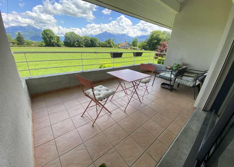Appartement T3 à vendre à Pers Jussy