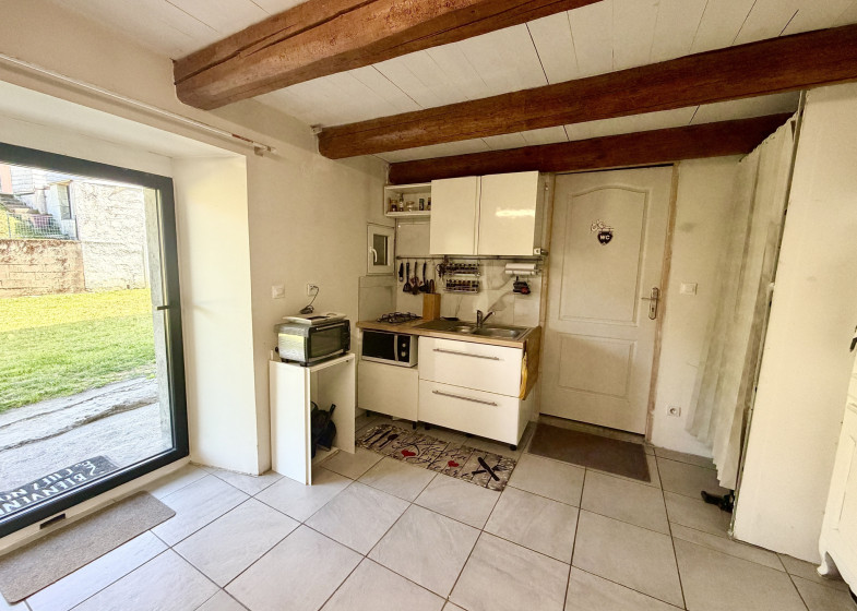 Maison T4 à vendre à Ayse