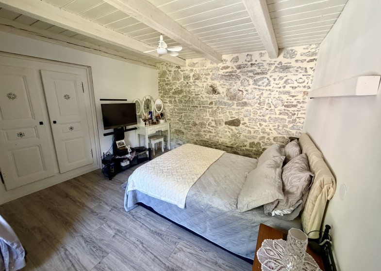 Maison T4 à vendre à Ayse