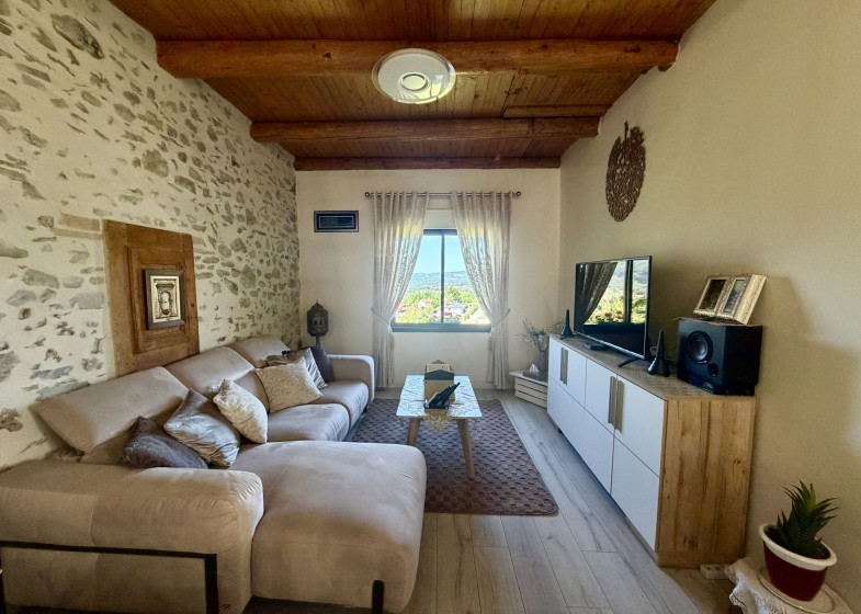 Maison T4 à vendre à Ayse
