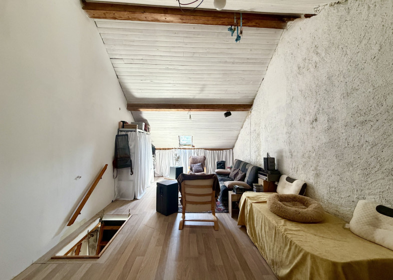 Maison T4 à vendre à Ayse