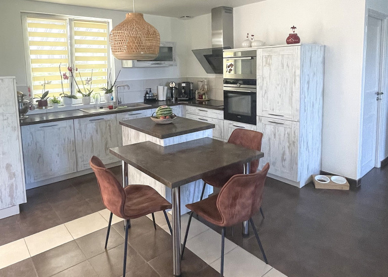 Maison T4 à vendre à Saint Cergues