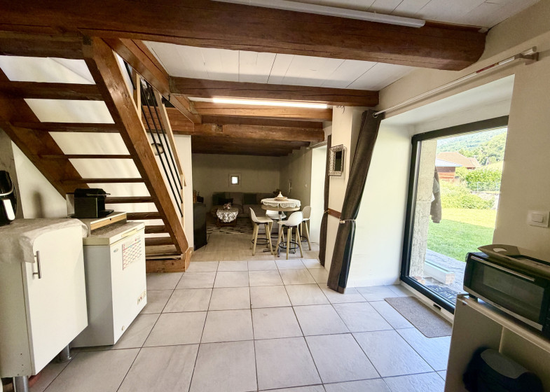 Maison T4 à vendre à Ayse