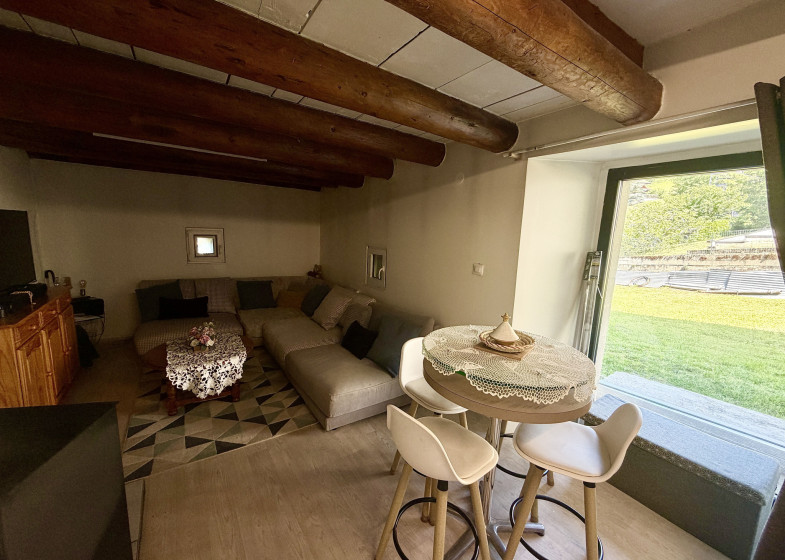 Maison T4 à vendre à Ayse
