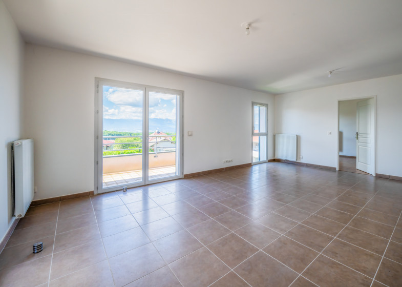 Appartement T5 à vendre à Feigeres