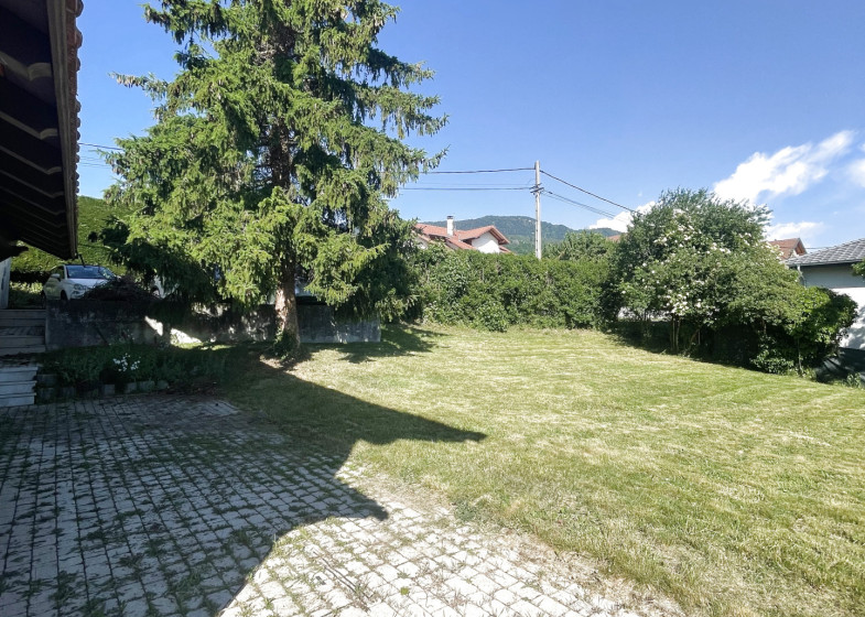 Maison T5 à vendre à Cranves Sales