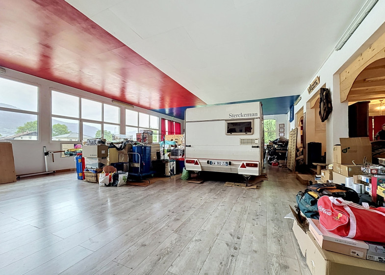 Local à vendre à Marnaz