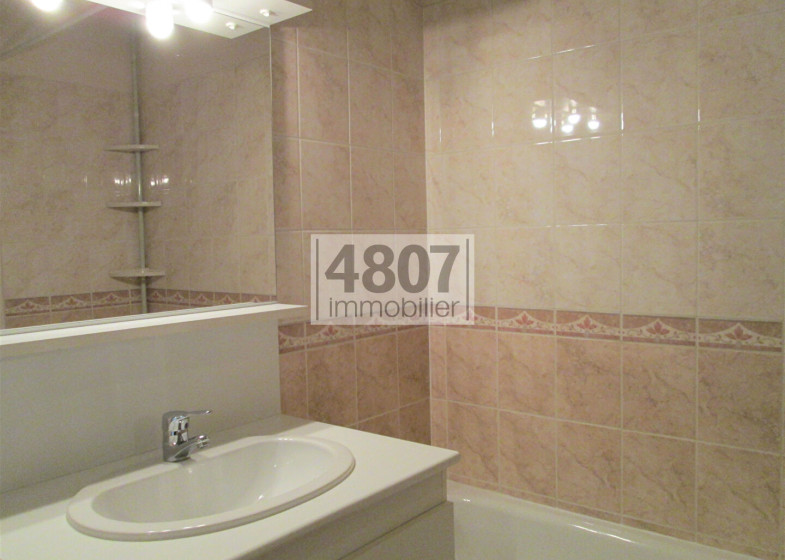 Appartement T2 à vendre à Cran Gevrier
