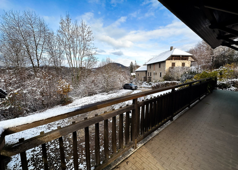 Maison T8 à vendre à Alby Sur Cheran