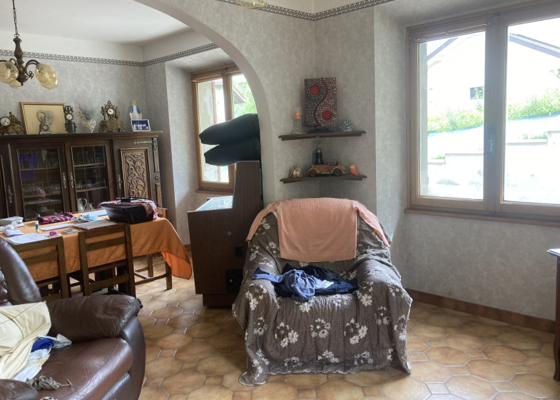 Maison T6 à vendre à Fillière