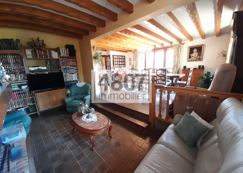Maison T5 à vendre à Ayse