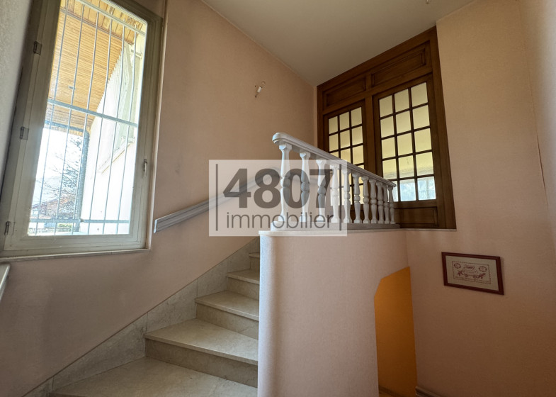 Maison T8 à vendre à Scionzier