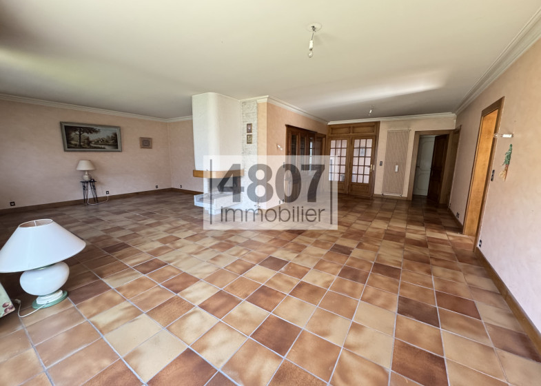 Maison T8 à vendre à Scionzier