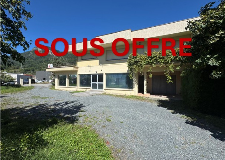 Local à vendre à Cluses