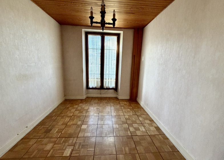 Maison T10 à vendre à Bonneville