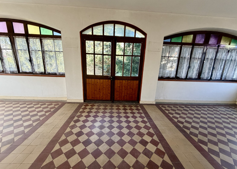 Maison T10 à vendre à Bonneville