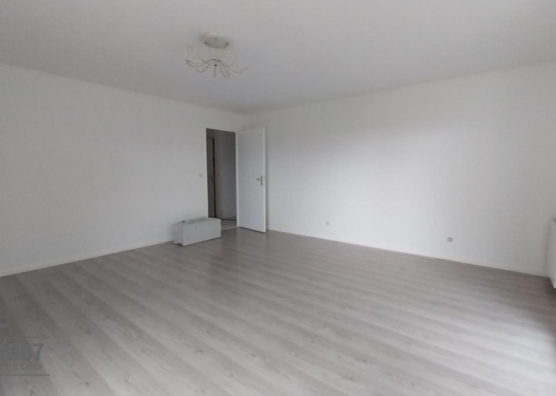 Appartement T3 à louer à Bonne