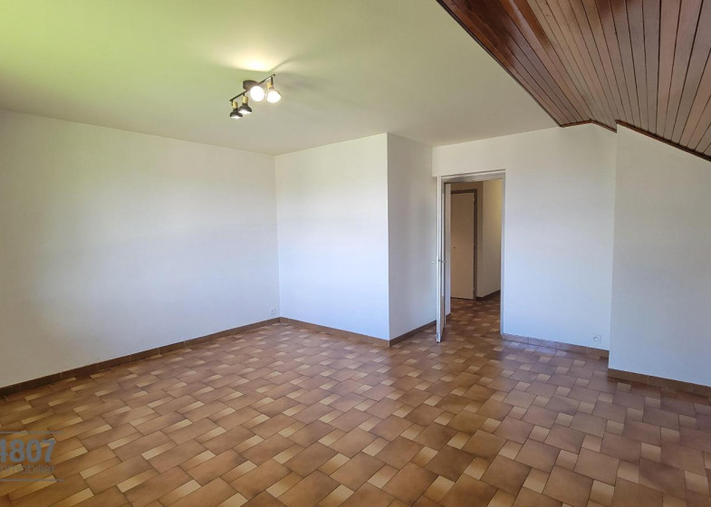Appartement T3 à louer à Saint Pierre En Faucigny