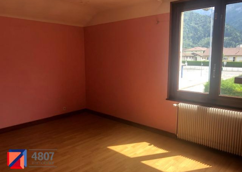 Maison T6 à louer à Scionzier