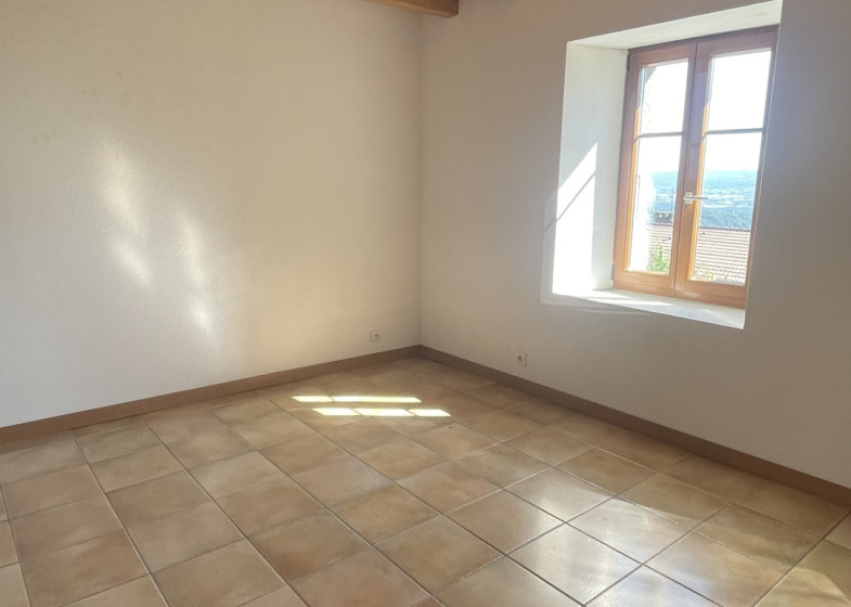Maison T5 à vendre à Cranves Sales