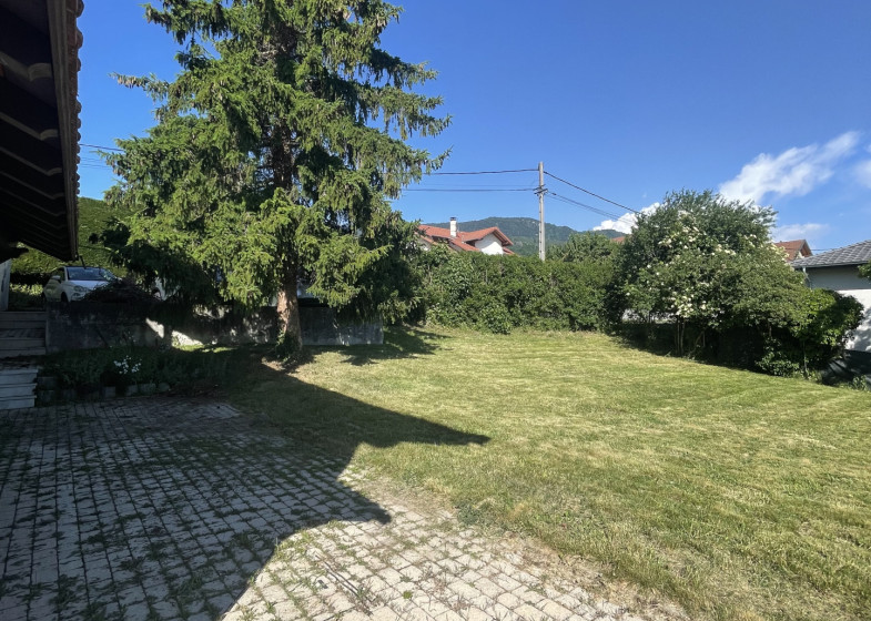 Maison T5 à vendre à Cranves Sales