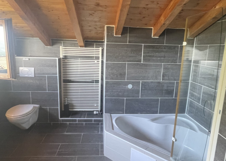 Maison T5 à vendre à Cranves Sales