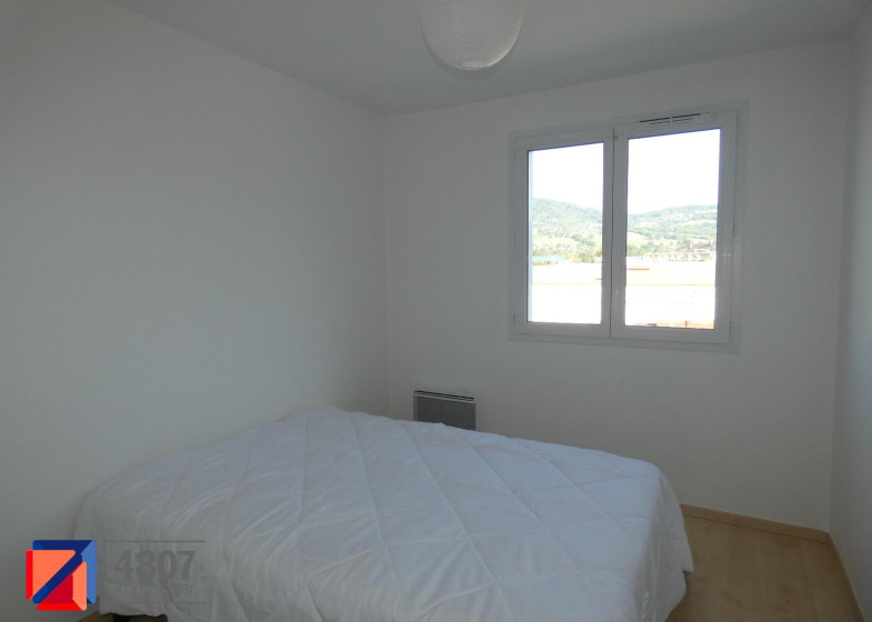 Appartement T3 à louer à Ville En Sallaz